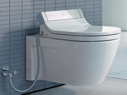 Advantages of fittings for bidet attachments in the form of toilet lids Toilet lid bidet