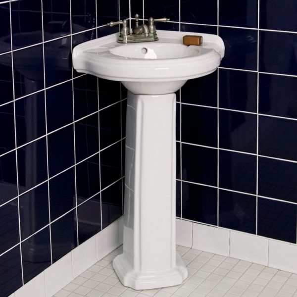 Paano mag-install ng isang sulok sa sulok na may pedestal Corner na pedestal