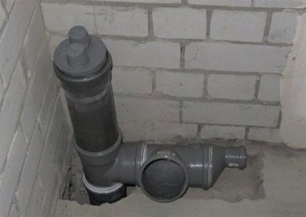 Installation of aeration valve for sewage ventilation Installation of aeration valves