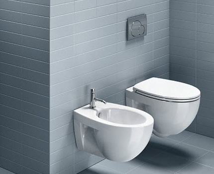 Drainage fittings for toilet bowl with button Buttons on built-in tank models