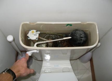 Repair the drain tank