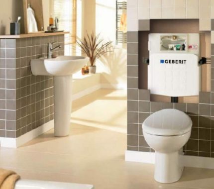 The toilet bowl built into the wall is also prone to condensation. Flush installation tank