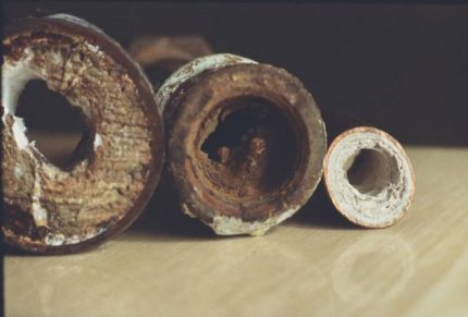 What to do if there is a plug in the toilet pipes Mud plug