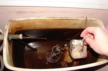 Reparació de bricolatge de la vàlvula de lavabo Vàlvula obstruïda