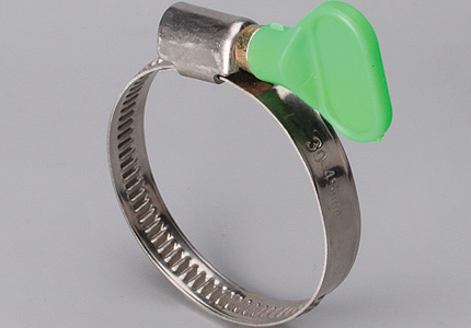 Perforerte stripetape festemidler Perforerte stripetape festemidler