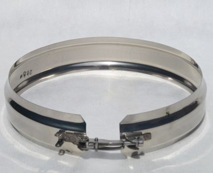 Spark arrestor clamp Clamp for installation