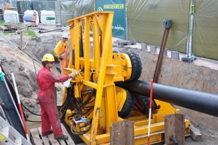 Paano upang hilahin ang isang pipe mula sa isang balon gamit ang mga teknikal na tool Teknik