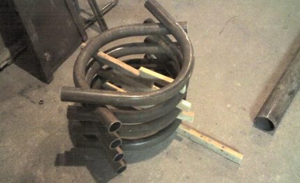 Tubes for heating air are laid using bars Tubes for Buleryan furnace