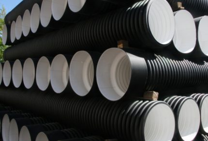Cut corrugations Cut corrugations