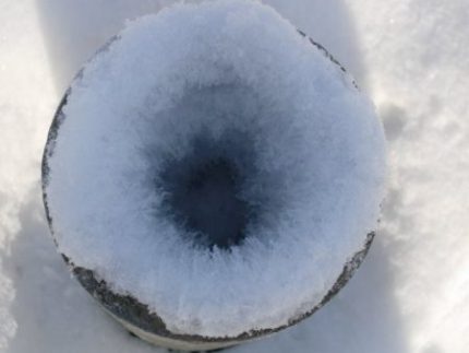 Why do we need a heating cable for a sewer pipe? Freezing sewer pipe