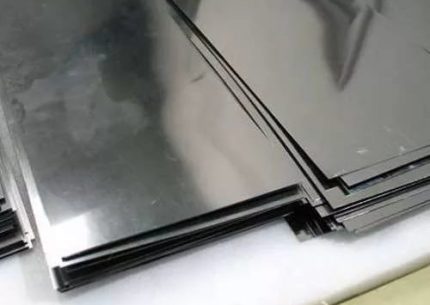 Matériel de bricolage pour faire une porte pour une cheminée Tôles en acier galvanisé