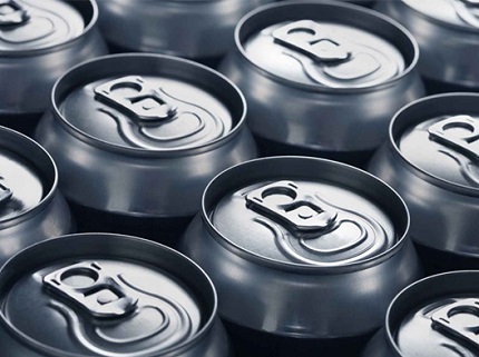 L'utilisation de canettes en aluminium pour nettoyer la cheminée Pots de nettoyage
