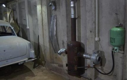 Fournaise artisanale pour travailler sur une bouteille de gaz Réchaud à gaz