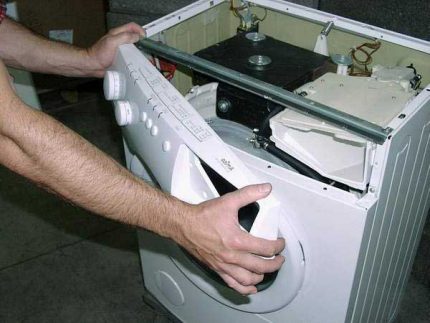 Dismantling the washing machine Dismantling the washing machine