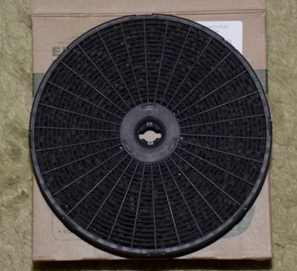 Récupération des caractéristiques du filtre à charbon à cassette Dans le filtre à cassette, vous pouvez remplacer le remplissage