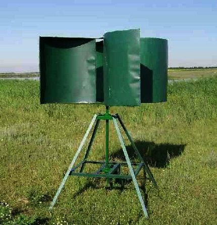 Homemade scrap metal windmill