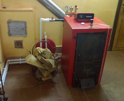 Solid fuel boiler na nasubok sa pamamagitan ng oras