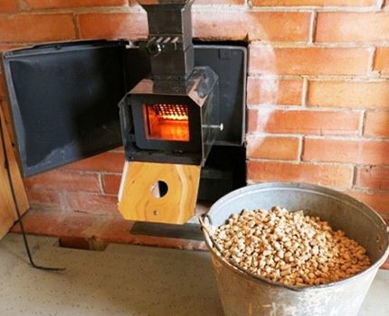 Walang mga espesyal na kasanayan na kinakailangan upang serbisyo sa boiler Murang pagpapanatili ng boiler ng pellet