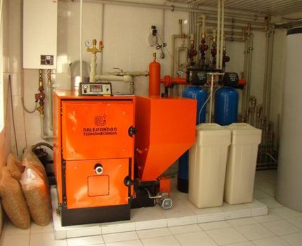 Ang volume hopper ay magbibigay ng awtomatikong operasyon ng kagamitan Pellet hopper