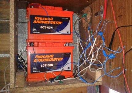 Batteries for a wind generator Batteries for a wind generator