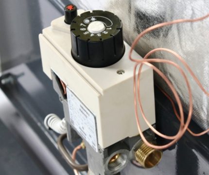 Ang aparato para sa awtomatikong pag-aapoy ng isang boiler ng sahig ng sahig Ang supply ng kapangyarihan ng pag-aapoy ng Piezo