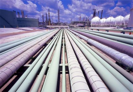 When delivering gas, the ability to automatically adjust is important. Transport and adjustment