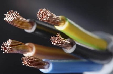 Traitement supplémentaire des extrémités de câble Traitement supplémentaire des extrémités de câble