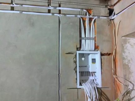 Option de câblage DIY La difficulté de travailler avec des fils