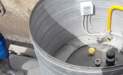 Protective electrochemical protection Protective electrochemical protection