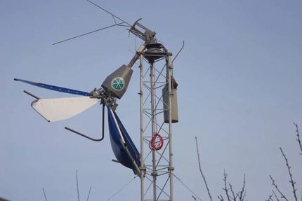 Éolienne en ruine Éolienne en ruine