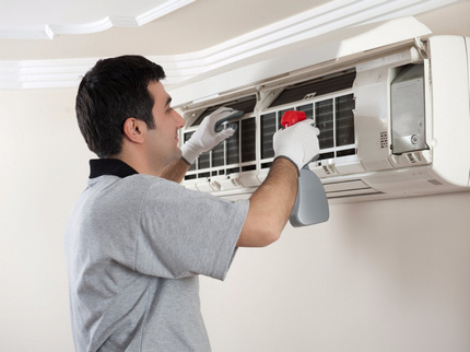 Household Air Conditioner Care Air conditioner maintenance