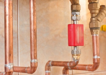 Plumbing system of copper pipes Corrosion resistance