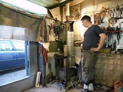 Ang pag-init ng garahe na may oven oven Ang pag-init ng garahe na may oven oven