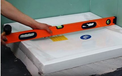 Έτοιμος δίσκος ντους