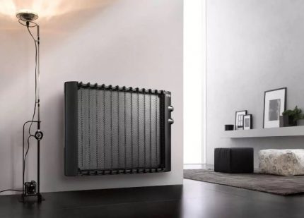 Das Metallgehäuse der IR-Heizung ist der Schlüssel zum Langzeitbetrieb DeLonghi HMP2000