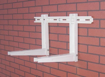 Installation of fasteners for the outdoor module on the 4th-9th floor should be entrusted to a specialist Bracket for air conditioner