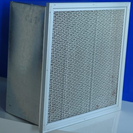 Les premiers à rencontrer de la poussière sont les nettoyeurs mécaniques Filtres mécaniques