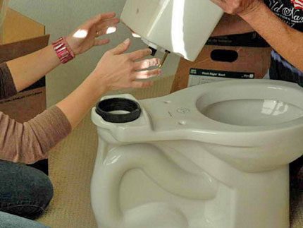 Instal·lació d’un recipient de vàter