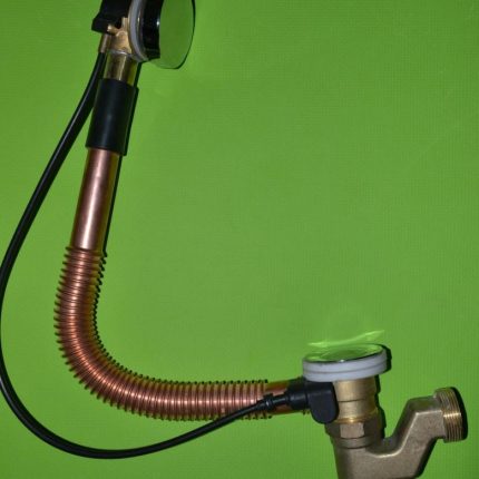 Tuyauterie métallique pour baignoire Tuyauterie métallique pour baignoire