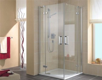 Buksan ang shower Buksan ang shower