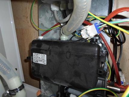 Ang hitsura ng isang domestic generator ng singaw