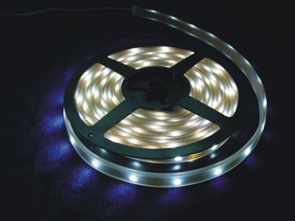 LED strip para sa pag-aayos ng ilaw sa banyo LED strip