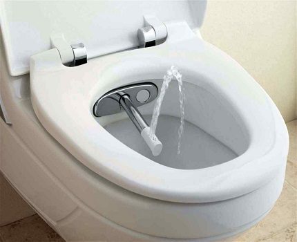 Poklopac WC-a za bide Model WC-a s aeratorom