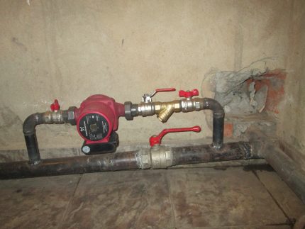 It is possible to use a pump as a fallback Mounting the pump in an open system