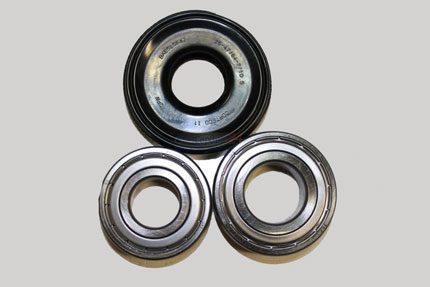 Classic set of bearings and stuffing box