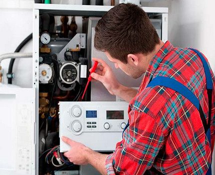 Inilagay ng master ang boiler Inilagay ng master ang boiler