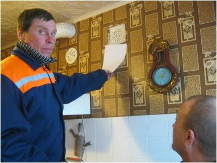 How to check the operation of the ventilation system Checking hood performance