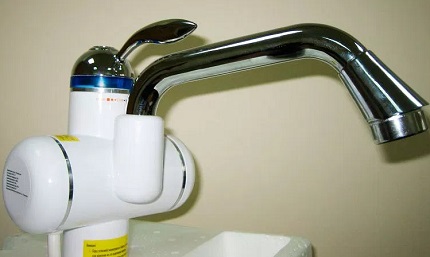 Type de contrôle chauffe-eau instantané avec chauffe-eau électrique et contrôle Type de contrôle