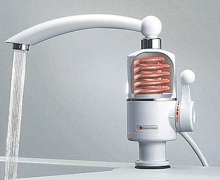 Chauffe-eau instantané électrique avec un choix de température sur le robinet Robinet chauffant