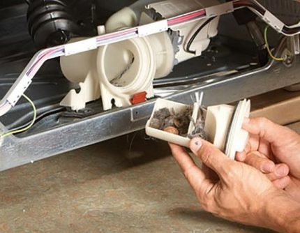 Outlet filter cleaning Outlet filter cleaning